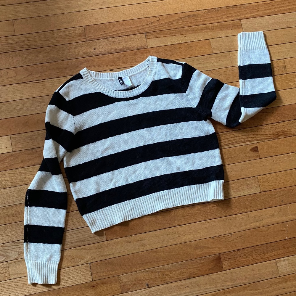 H&M Black & White Stripe Sweater
